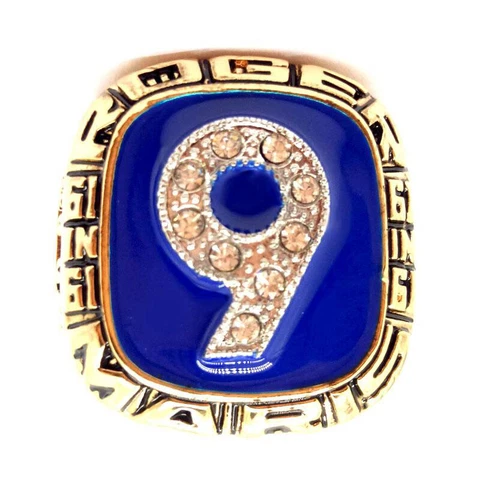 Ring of Roger Maris #9 (New York Yankees/Outfielder) Championship Rings All Size Cover