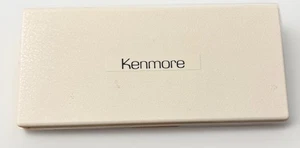 Vintage Kenmore Nähen Knopfloch Aufsatz Behälter mit Zubehör & Nadeln ansehen - Bild 1 von 13