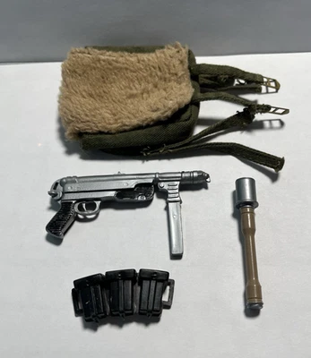 Figura de colección Hasbro GI Joe Accesorios SOTW Soldados Alemanes del Mundo 1966 Foto 1 de 4