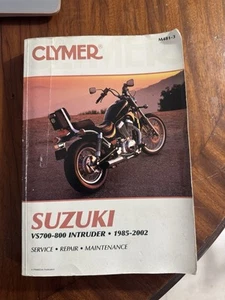 Clymer Suzuki VS700-800 Intruder 1985-2002 Service Repair Maintenance Book - Picture 1 of 7