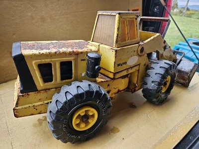 Large Vintage Pressed Steel Mighty Tonka Steel Front Loader XMB975 - Image 1 of 4