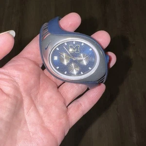 Vintage Team Nike Michigan Wolverines Water Resistant Watch Blue. Works - Picture 1 of 4