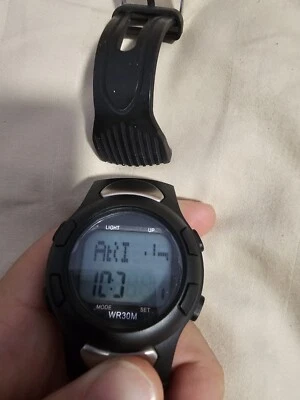 Мужские цифровые кварцевые часы Medline 30 м черный фитнес-трекер активности СЛОМАННЫЙ РЕМЕШОК - Изображение 1 из 3