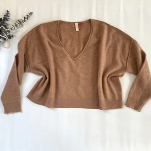 Anthropologie Pilcro Women Cashmere V-Neck Small Sweater Boxy Minimalist Luxury - Picture 1 of 11