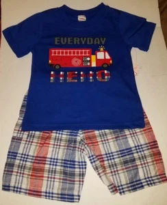 NWT INFANT BOY 2 PIECE SHORT SET EVERYDAY HERO FIRE TRUCK ENGINE SWIGGLES - Picture 1 of 3