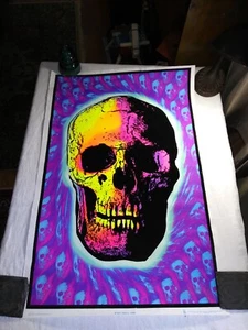 2009 Blacklight Poster "Skull Trip" #1891 Flocked - Picture 1 of 12