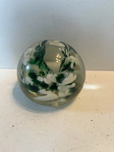 Glass Antique paperweight in green and white colors - Picture 1 of 4