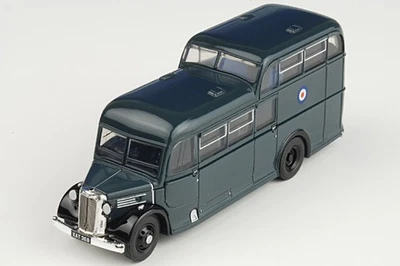 Oxford Diecast 1/76 Commando Crew Bus Bus RAF - Image 1 of 2