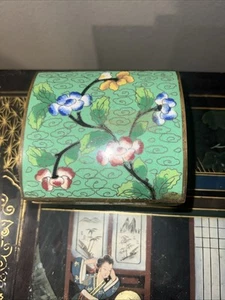 Antique Cloisonné Enamel Hump Back, Footed Box, Marked"CHINA" - Picture 1 of 9