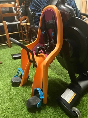 Детское велосипедное сиденье Thule RideAlong Mini с регулируемыми ремнями синее переднее для ребенка ясельного возраста - Изображение 1 из 4