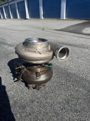 Turbocompresor Detroit Diesel DD15 OEM A4720906001 - Freightliner Cascadia  Foto 1 de 3