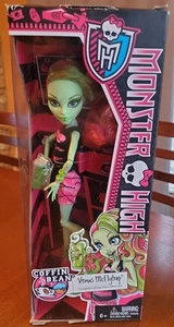 Monster High Coffin Bean Venus,please Read - Picture 1 of 9