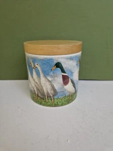DUNOON MARTIN WISCOMBE ON THE FARM DUCKS small storage jar - Picture 1 of 10