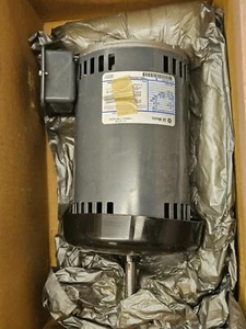 GE 5KCP49UN6042S AC Motor, 1 HP, 200V, 1075 RPM - NEW IN BOX - Picture 1 of 2