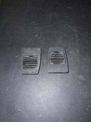 1972 - 1980 Dodge Truck Black Defroster Vents PN 2277655 Mopar 72 73 74 75 76 77 Foto 1 de 4