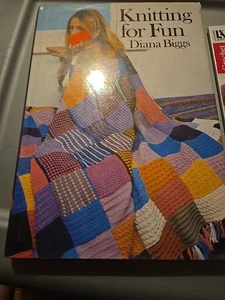 Lot of 2 Knitting for fun and learn to crochet - Picture 1 of 2