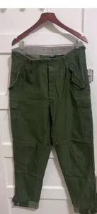 Pantalone cargo militare SVEDESE vintage C-150 1966 verde oliva usato - Foto 1 di 11