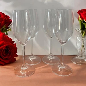 Bormioli Rocco Wine Champagne glasses Set of 4 Clear Glass 8 oz Made in Italy - Picture 1 of 3