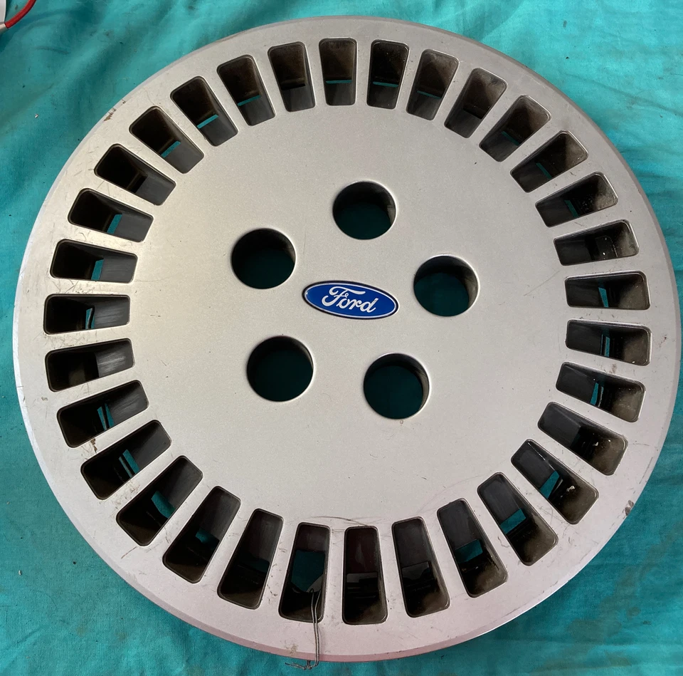 Ford Probe 1989 1990 1991 1992 tapacubos tapa rueda OEM KA02-37-170 OEM OE Foto 1 de 4