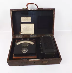 Siemens Halske Wattmeter mit Vorwiderstand Meßgerät Holzkoffer - Bild 1 von 10
