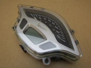 Piaggio Vespa Primavera 125 Touring 2015 3.184 millas relojes de instrumentos (14438) - Imagen 1 de 8