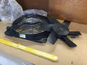 PEUGEOT 305 1983-1990 coolant fan blade and shroud carrier gate 6455D7 6455d9 - Picture 1 of 4