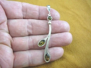(P28-12) grüner BERNSTEIN Birnenstein Polen .925 Sterling SILBER Tränen ANHÄNGER - Bild 1 von 1