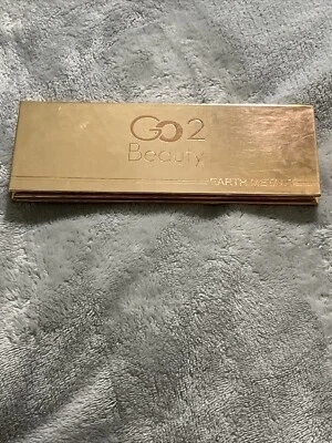 GO2 Beauty Earth Metals Palette Eye Shadow NEW - Image 1 of 4