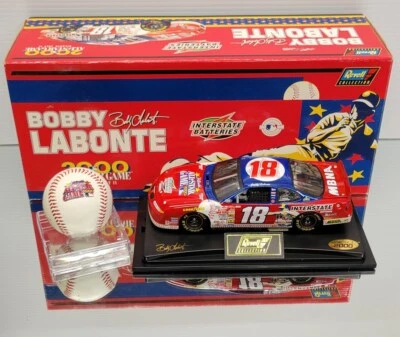 BOBBY LABONTE 2000 MLB ALLSTAR 1/24 REVELL DIECAST CON BÉISBOL Foto 1 de 4
