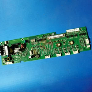 Scheda di trasmissione 1PZ ABB ACS880 ZINT-551 3AUA0000053755 37-45KW usata - Foto 1 di 4