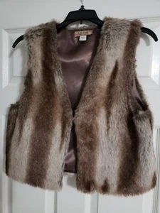 Ladies Juniors Large Modern Heritage brown mix Faux Fur Vest - Picture 1 of 5