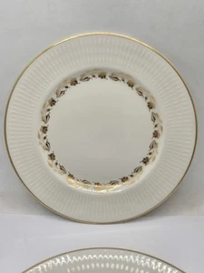 Royal Doulton Fairfax Bread & Butter Plate (6 1/2") Gold Trim - Picture 1 of 14