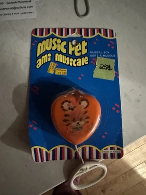 Vintage Hanging Baby Tiger Pull-String Musical Box Toy Nursery Pet Macau NOS New - Image 1 of 4