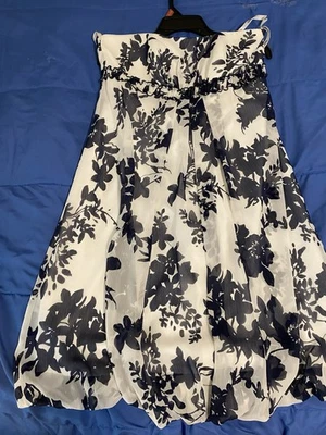Women's Floral Print Sleeveless Strapless Dress Size Medium (12) David’s Bridal - Image 1 of 3