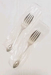 Set of 2 Sterling Silver Forks made in Mount Vernon pattern by Lunt Silversmiths - Picture 1 of 6