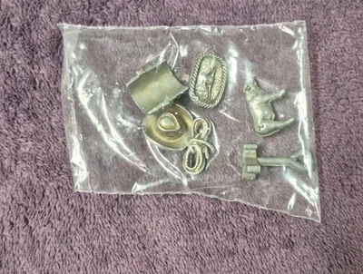 Monopoly Yellowstone Board Game Dutton Ranch Tokens New Sealed - Image 1 of 4