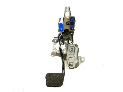 Pedal de freio AE8Z-2455-D compatível com 2011-2019 Ford Fiesta 63101 - Imagem 1 de 4