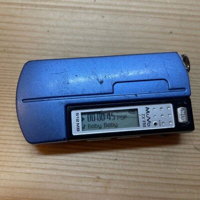 Creative Labs MuVo TX 512MB MP3 Player Blue And Black - Image 1 of 4