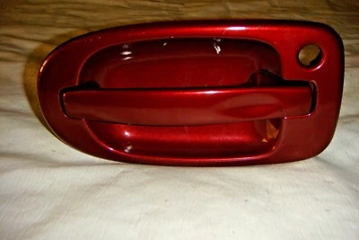  Maçaneta externa Oldsmobile Silhouette Premier passageiro dianteiro R/F - Imagem 1 de 4