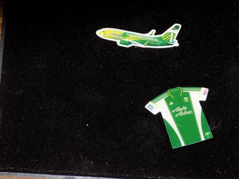 Portland Timbers  MLS Soccer Alaskan Airlines Boeing Lapel pins Cover