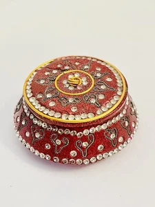 Vintage Ornate Hand Crafted Gold Enamel Rhinestone Red Jewelry Trinket Pill Box - Picture 1 of 7