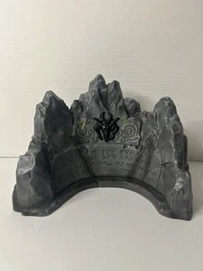 Elder Scrolls V: Skyrim video Collectors Edition Dragon Base No Dragon 2011 - Picture 1 of 5