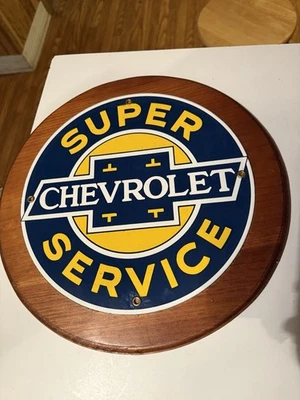 Distressed 1986 Round Porcelain "CHEVROLET SUPER SERVICE" Advertising Sign - Image 1 of 4