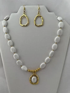 Gold Plated White Oval Magnesite Beaded 22" Necklace 2 1/4" Drop Earring Set #R4 - Picture 1 of 8