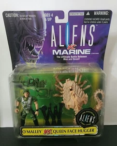 1996 Kenner Aliens VS. Marine O'Malley VS. Queen Face Hugger NEW SEALED - Picture 1 of 7