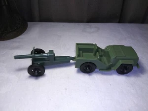 Vintage Tim-Mee Processed Plastics U.S. Army Jeep & Howitzer Cannon #1 - Picture 1 of 11