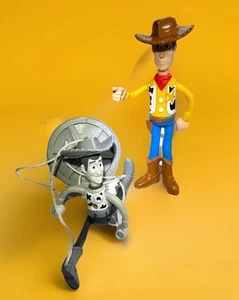 Disney McDonald’s Toy Story Woody B&W Marionette & Color Figur 2 Stück - Bild 1 von 6