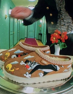 Zapatilla UGG x Palace X Looney Toons Castaño Tasman Talla 8 AGOTADA Pedido anticipado Foto 1 de 4