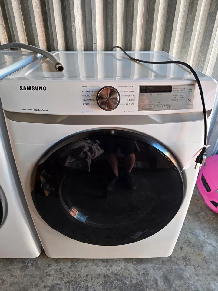 Samsung 7,5 cúbicos Secadora de gas ventilada apilable con desinfección a vapor + SOLO RECOGIDA Foto 1 de 1