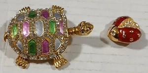 Vintage emailliert & Strass Schildkröte Schmuckschatulle und Marienkäfer Brosche sehr guter Zustand - Bild 1 von 13